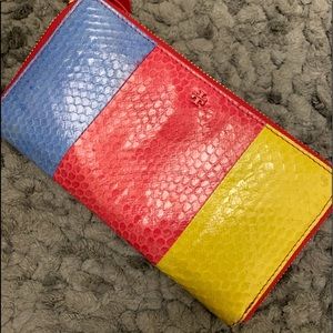 Tory burch 3 colored wallet
